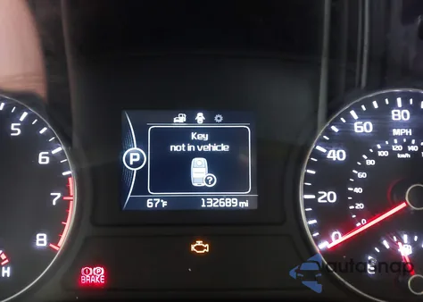 2016 Kia Optima Ex z USA, uszkodzony, nr VIN 5XXGU4L30GG085317